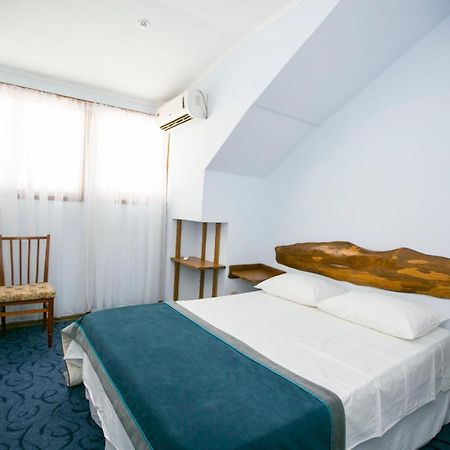 Guest House Lavr Gagra Extérieur photo