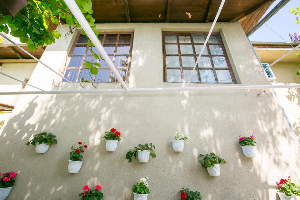 Guest House Lavr Gagra Extérieur photo