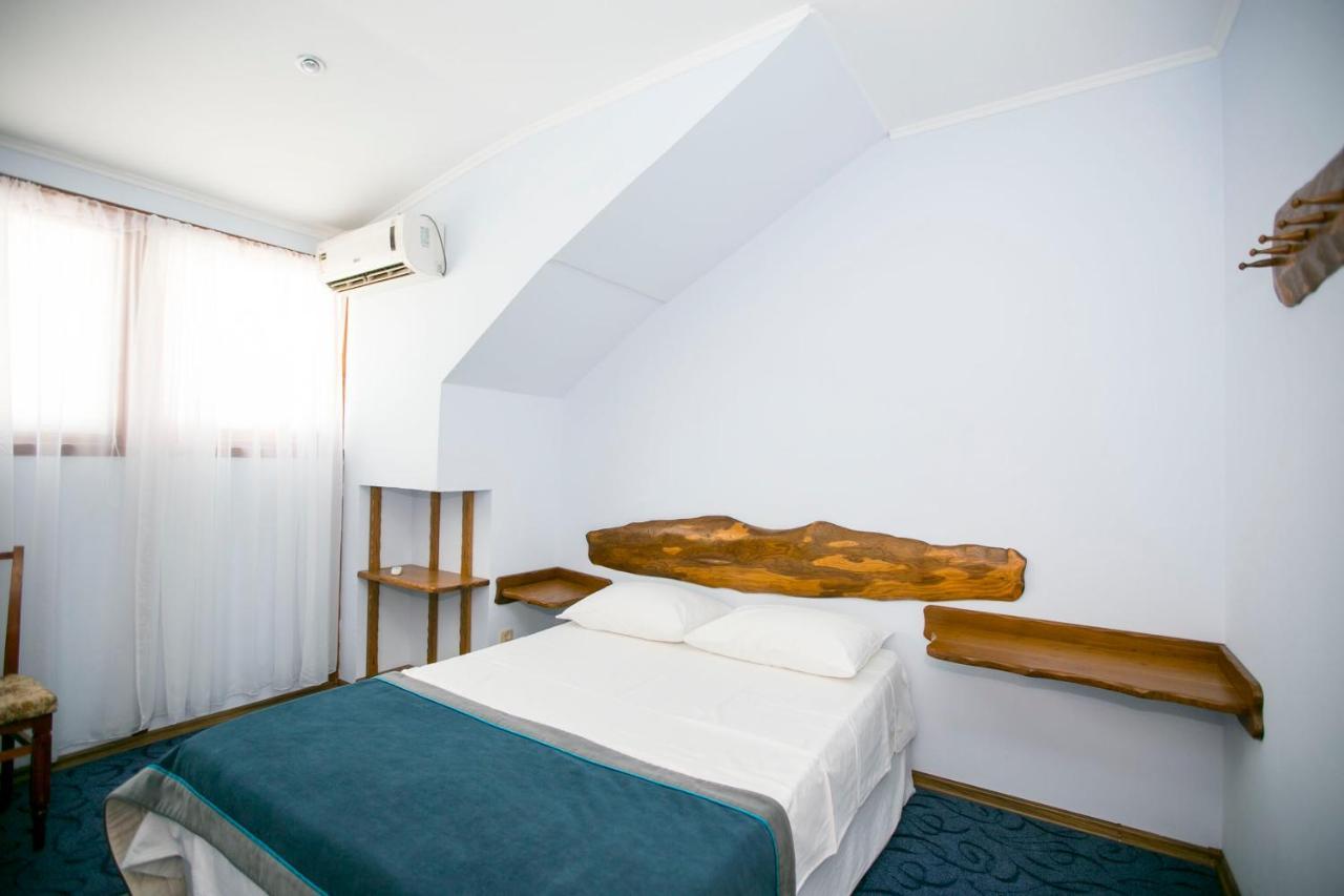 Guest House Lavr Gagra Extérieur photo